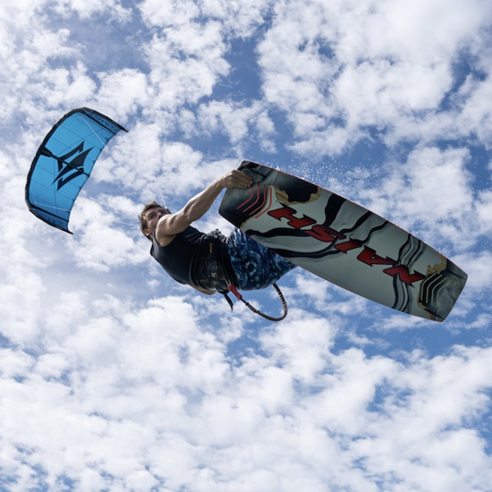 Slika za kategorijo Kitesurfing